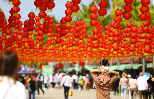 迎首个世界非遗版春节 品牌借势赋能商业空间